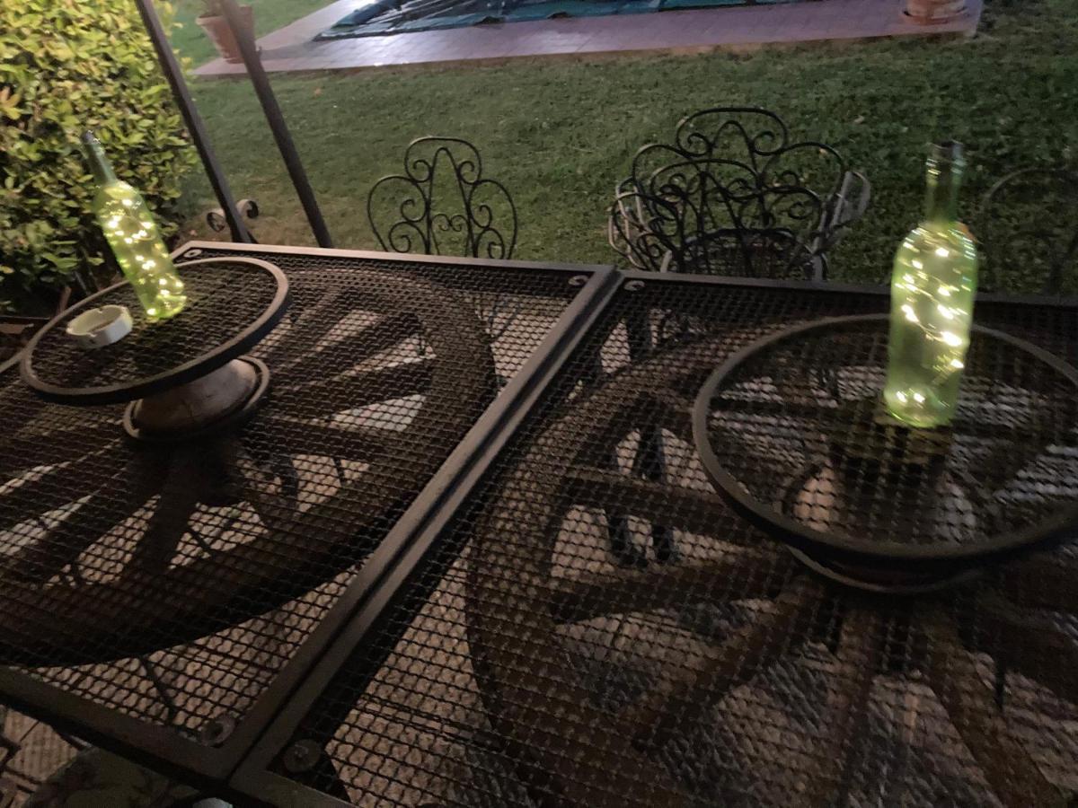 Hostal Le Coccole Del Trasimeno Tuoro sul Trasimeno Exterior foto