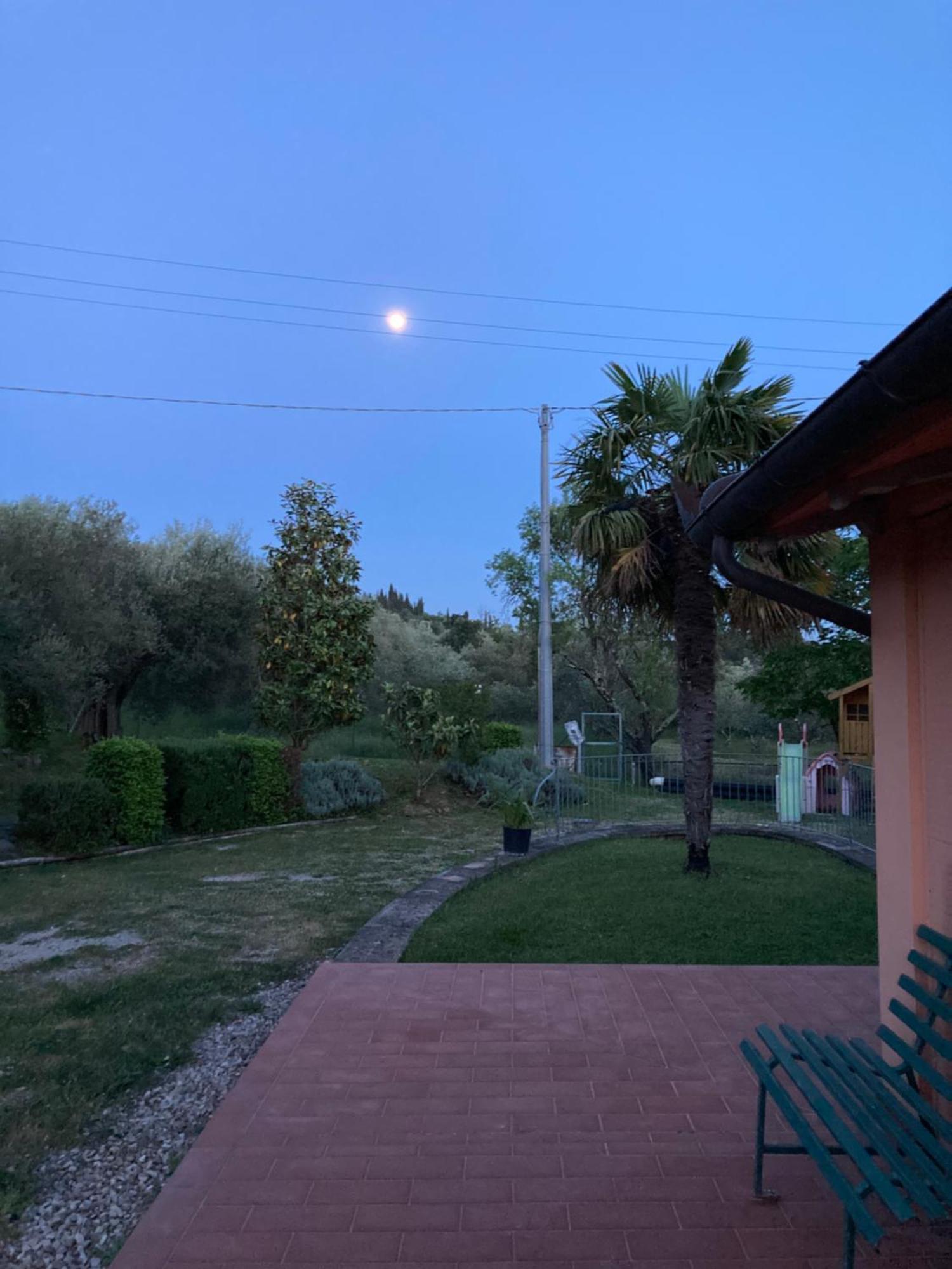 Hostal Le Coccole Del Trasimeno Tuoro sul Trasimeno Exterior foto