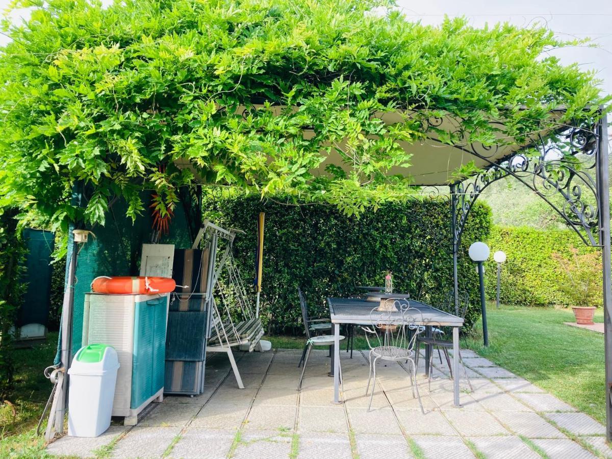 Hostal Le Coccole Del Trasimeno Tuoro sul Trasimeno Exterior foto